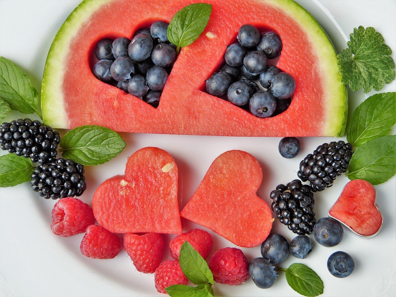 Un plat végétarien riche en couleurs